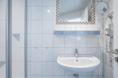 Bungalow Neuwarft Wohnung 1