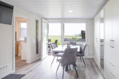 Bungalow Neuwarft Wohnung 2