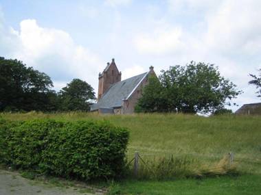 Haus-Halligblick-Ferienwohnungen-am-Meer