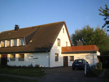 Haus-Halligblick-Ferienwohnung-Pellworm