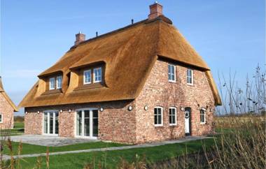 Awesome home in Dagebüll with Sauna WiFi and 3 Bedrooms