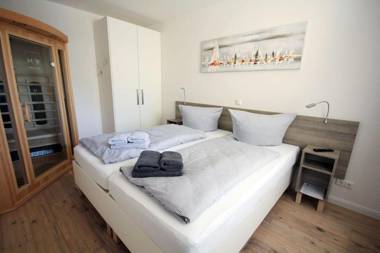 Grosse-Ferienwohnung-3-mit-Meerblick-und-Strandkorb-im-Haus-Seeluft-Duhnen