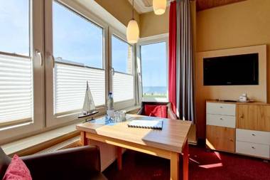 Ferienwohnung-4-Strandnah-und-mit-Meerblick-im-Haus-Seeluft-zentral-in-Duhnen