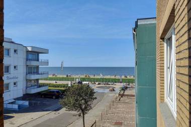 Ferienwohnung-4-Strandnah-und-mit-Meerblick-im-Haus-Seeluft-zentral-in-Duhnen