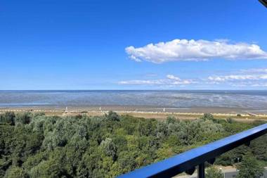 Ferienwohnung-86-mit-Panorama-Meerblick-im-Strandhochhaus-Doese