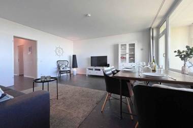 Ferienwohnung-86-mit-Panorama-Meerblick-im-Strandhochhaus-Doese