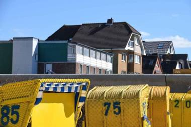 Ferienwohnung-1-im-Haus-Seeluft-Duhnen-Strandnah-und-mit-Meerblick