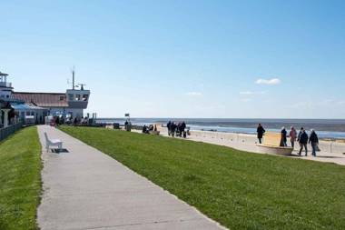 Ferienwohnung-1-im-Haus-Seeluft-Duhnen-Strandnah-und-mit-Meerblick