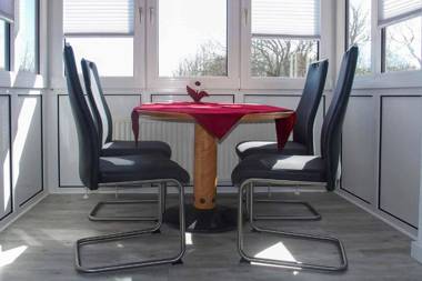 Strandnahe-Ferienwohnung-17-im-Haus-Elbstrom-mit-Blick-auf-den-Kurpark-Doese