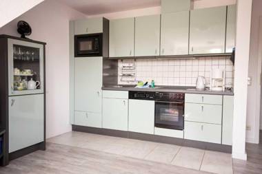 Strandnahe-Ferienwohnung-17-im-Haus-Elbstrom-mit-Blick-auf-den-Kurpark-Doese