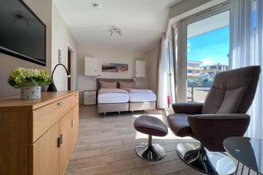 Ferienwohnung-15-mit-Sonnenbalkon-Residenz-Meeresbrandung-Duhnen