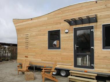 Tiny Wave Tiny House auf dem Campingplatz Strandgut