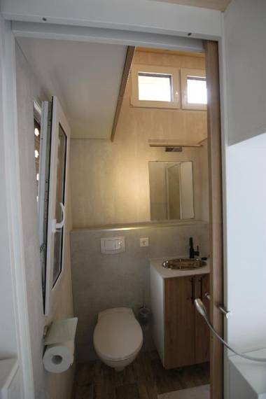 Tiny Wave Tiny House auf dem Campingplatz Strandgut