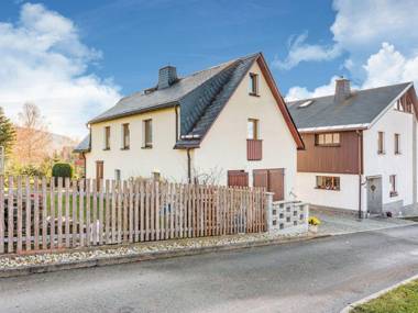 Lovely Holiday Home in Crottendorf with Terrace and Garden