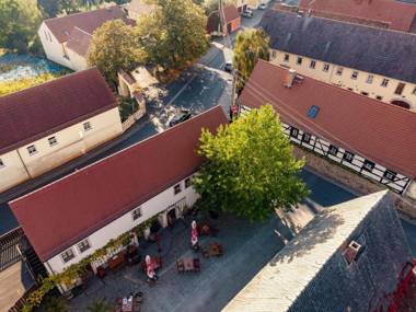 Weingut Schuh - Pension Zur Bosel