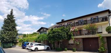 Weingut Erich Serwazi