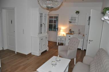 White Cottage Garden