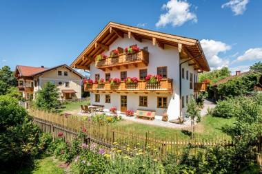 Beim Paulfischer - Eckbankerl