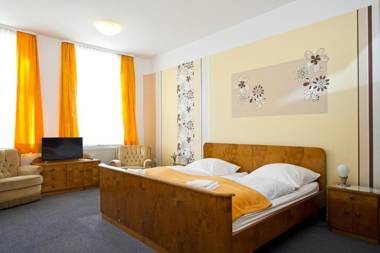 Hotel Neun 3/4