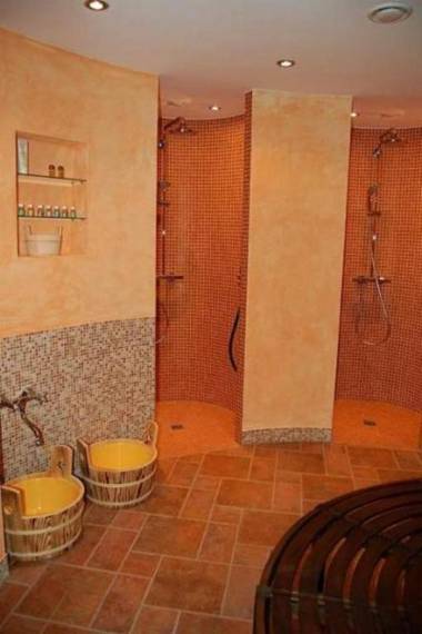 Bernstein Hotel "50`s Seaside Motel"