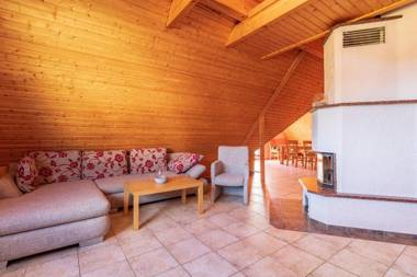 Whg-3-Falkenturm-Ferienhaus-Am-Boddenufer-Buschvitz