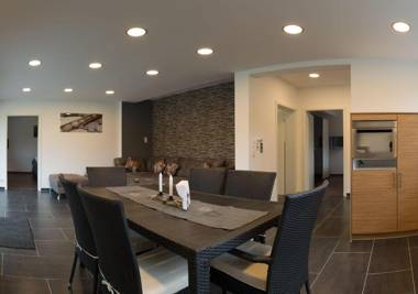 Moderne-barrierefreie-Ferienwohnung