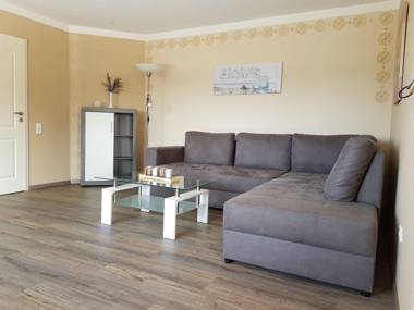 Garden-view Apartment in Sauerland Forest Terrace  Garden