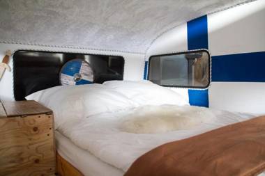 HafenTraum IndoorCampingHostel