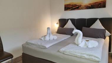 Pension Likedeeler Suite Sir Henry Morgan