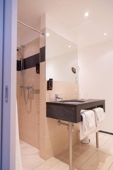 Das Ebertor - Hotel & Hostel