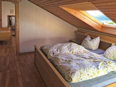 Beautiful Apartment in Ellar with Terrace BBQ Deckchairs