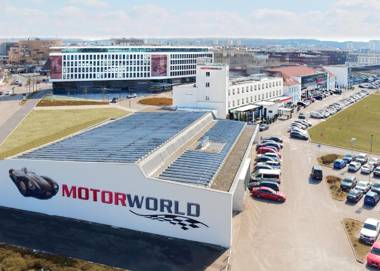 V8 HOTEL Motorworld Region Stuttgart