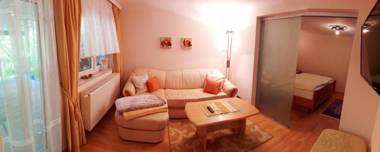 Ferienwohnungen Erika Huber direkt an der Therme