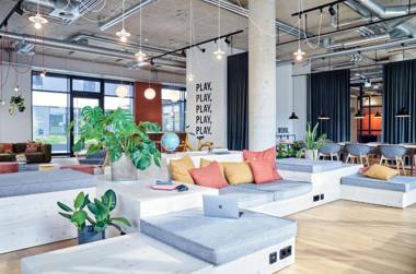 STAYERY Bielefeld Hauptbahnhof