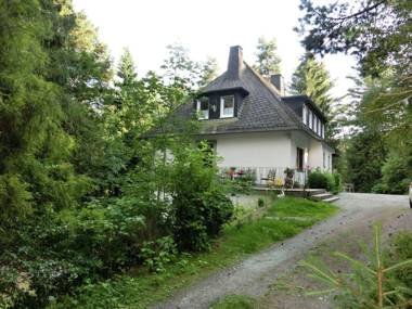 Large fully equipped holiday home in quiet area at edge of woods with terrace