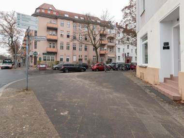 Apartments Berlin Aroser Allee