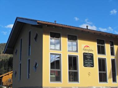 Ferienparadies Alpenglühn