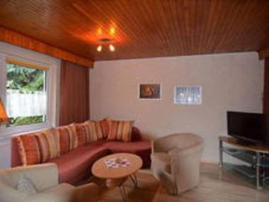 Cozy Holiday Home in Brandenburg near Lake