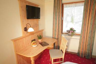 Postgasthof Hotel Rote-Wand