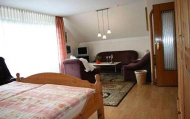 Pension Haus zum Schlehenberg