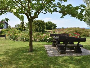 Cozy Apartment in Bastorf with Sea View