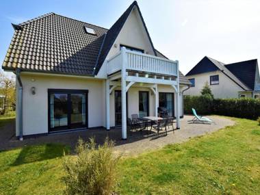 Modern Apartment in Bastorf with Terrace