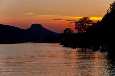 Pension Fuhrmann's Elb- Café