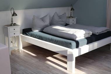 BLUMENSTIL Ferienwohnungen 2