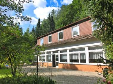 Spacious Holiday Home in Löwensen Lower Saxony near Forest