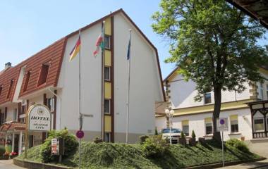 Arador-City Hotel