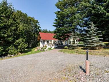 Mountain-view Apartment in Kurort Brotterode with Garden