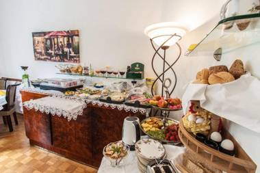 Park Villa Apartments