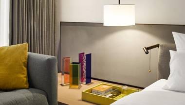 Roomers Baden-Baden Autograph Collection