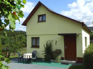 Holiday Home in Sohl with Terrace Garden BBQ Deckchairs